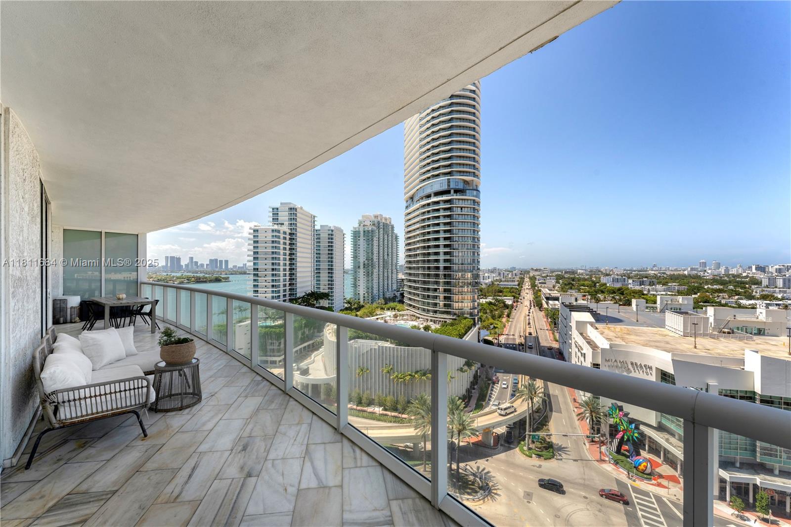 450 Alton Rd #1510, Miami Beach FL 33139