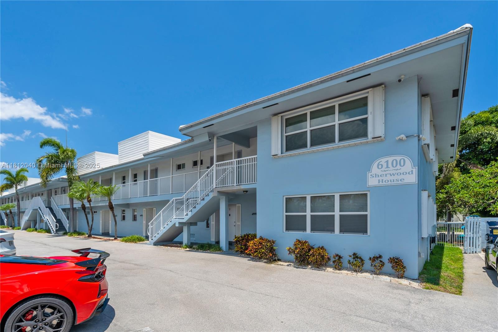 6100 NE 7th Ave 20