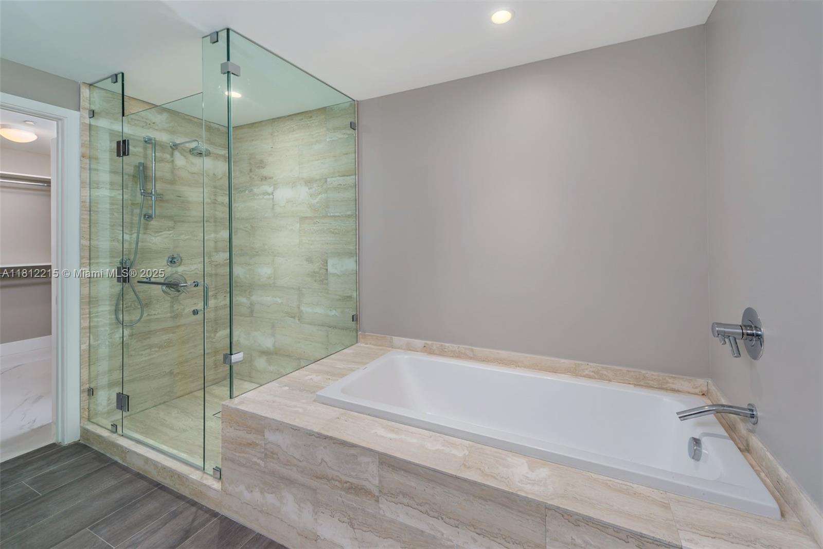 2900 NE 7th Ave #3903, Miami FL 33137