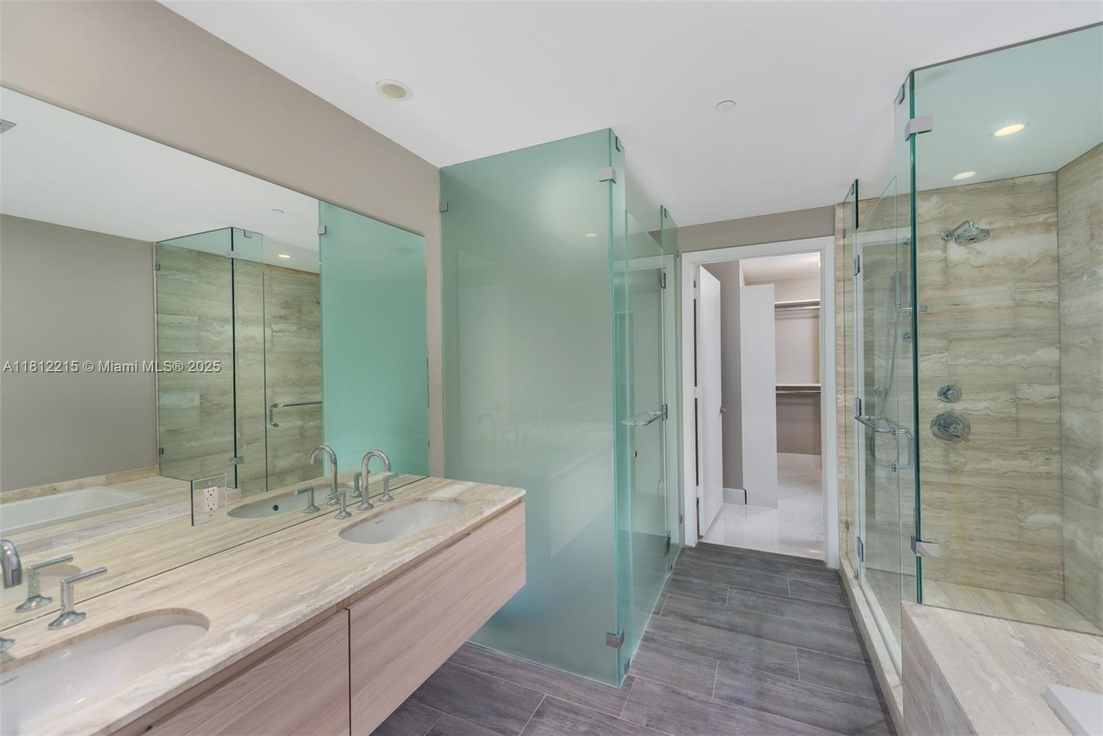 2900 NE 7th Ave #3903, Miami FL 33137