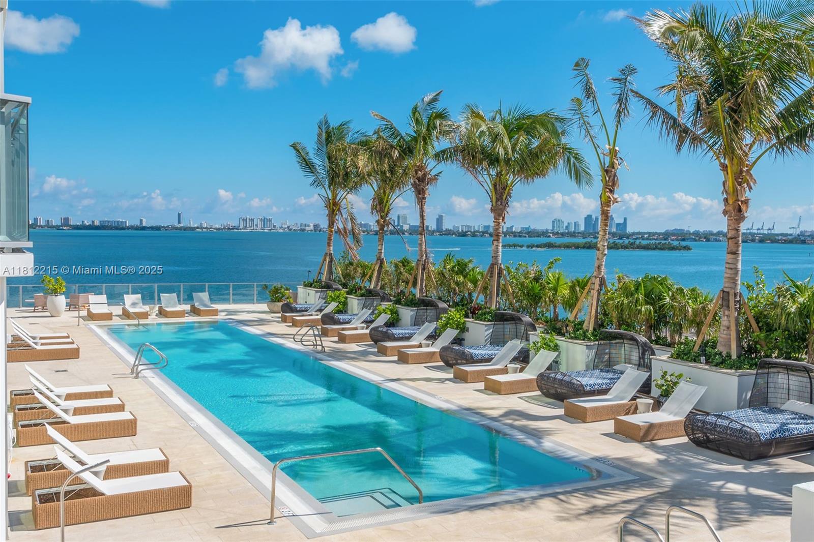 2900 NE 7th Ave #3903, Miami FL 33137