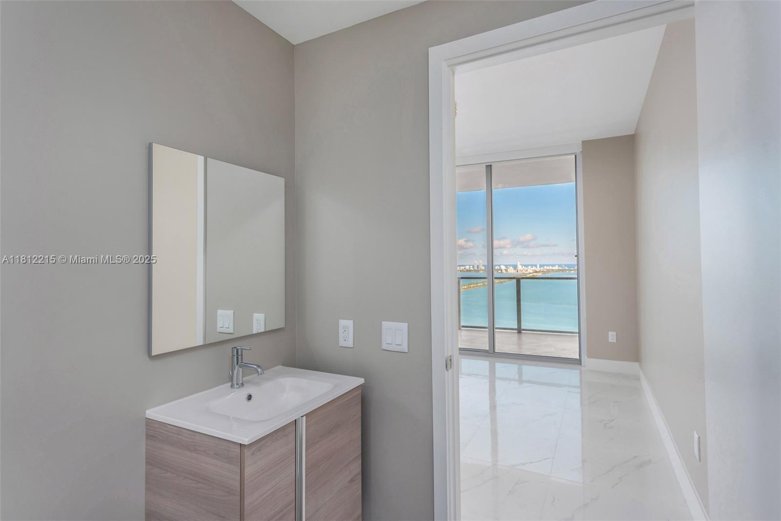 2900 NE 7th Ave #3903, Miami FL 33137