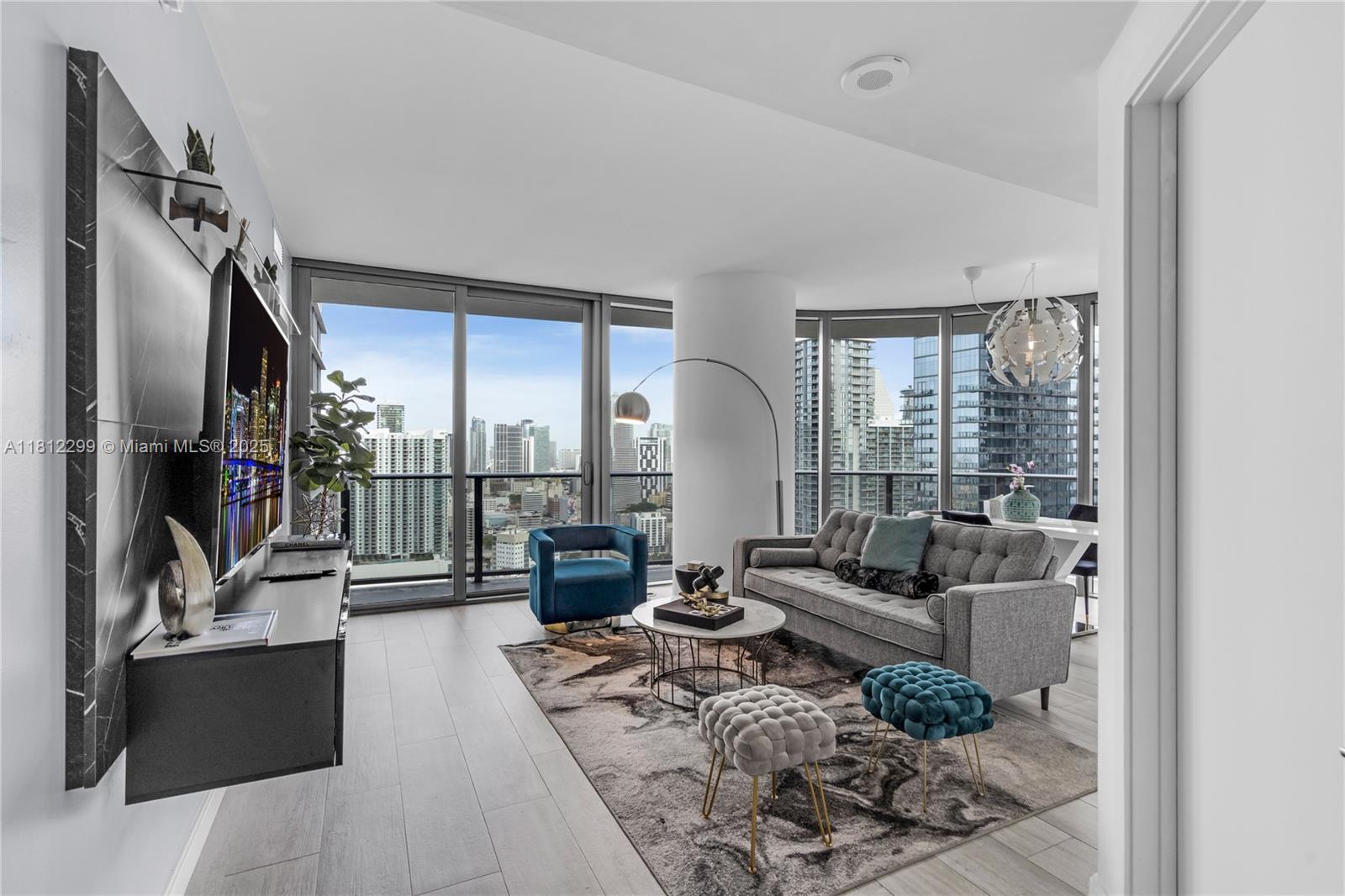 Condo for Rent in Miami, FL
