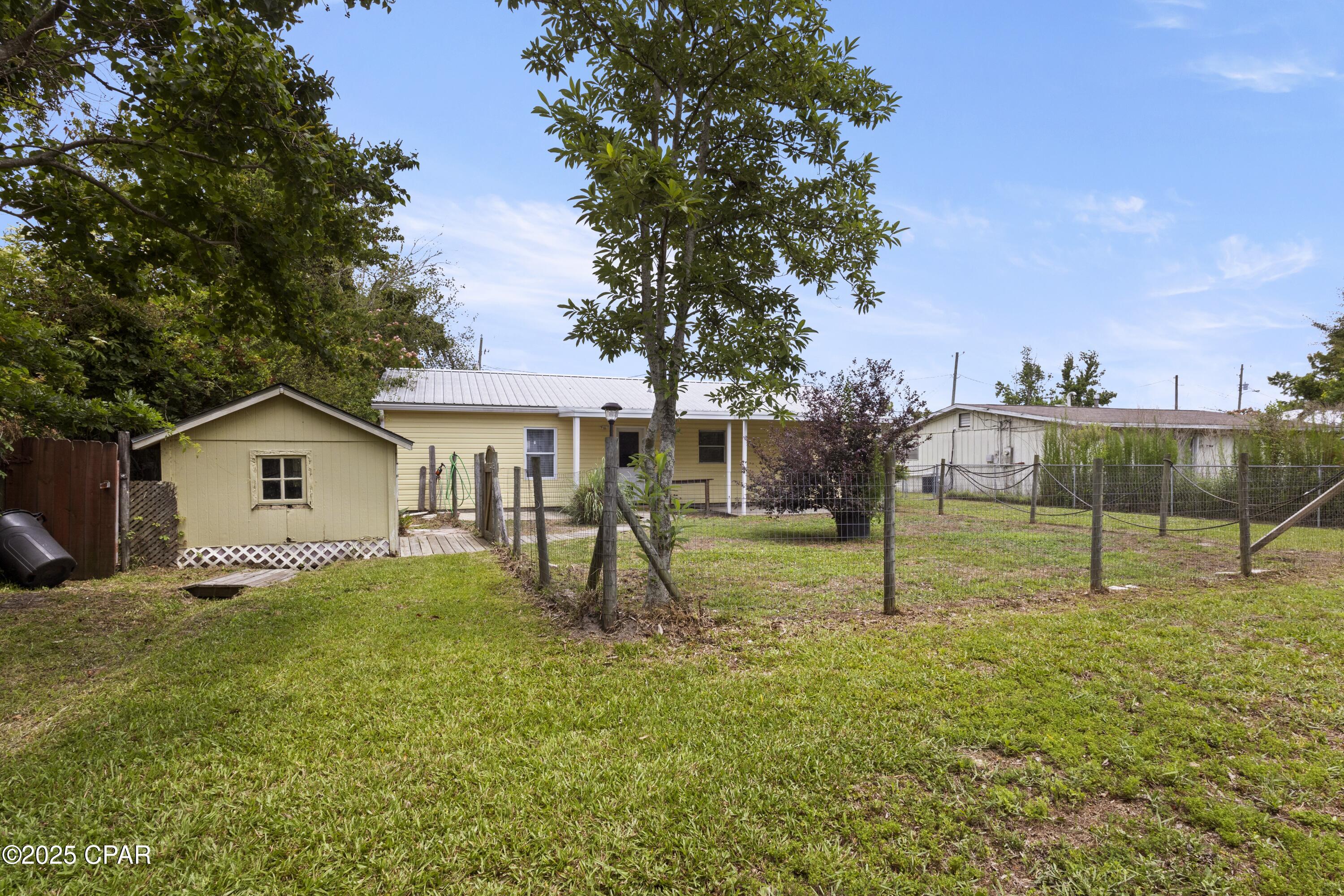 Image 19 For 815 Huntington Drive