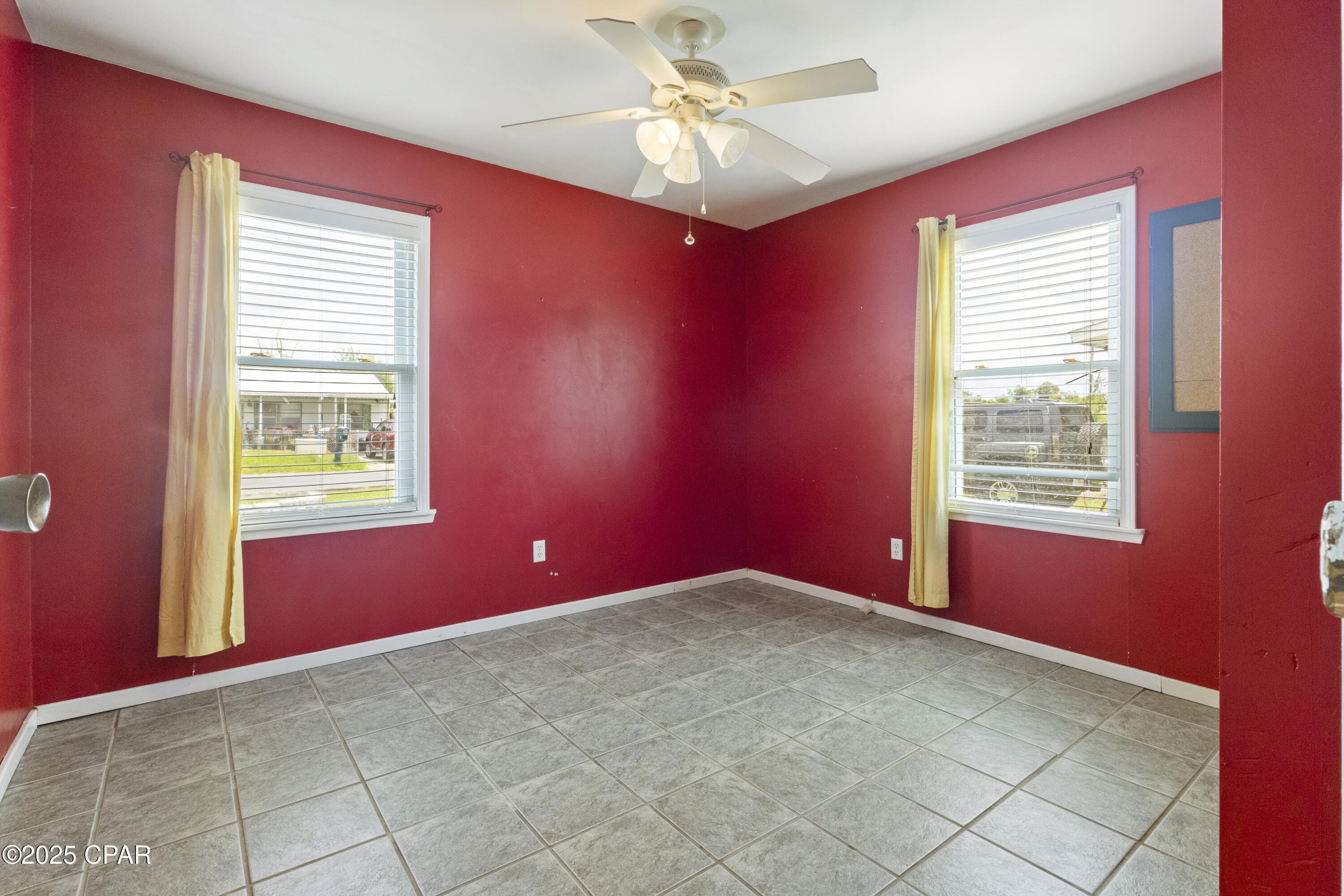 Image 9 For 815 Huntington Drive