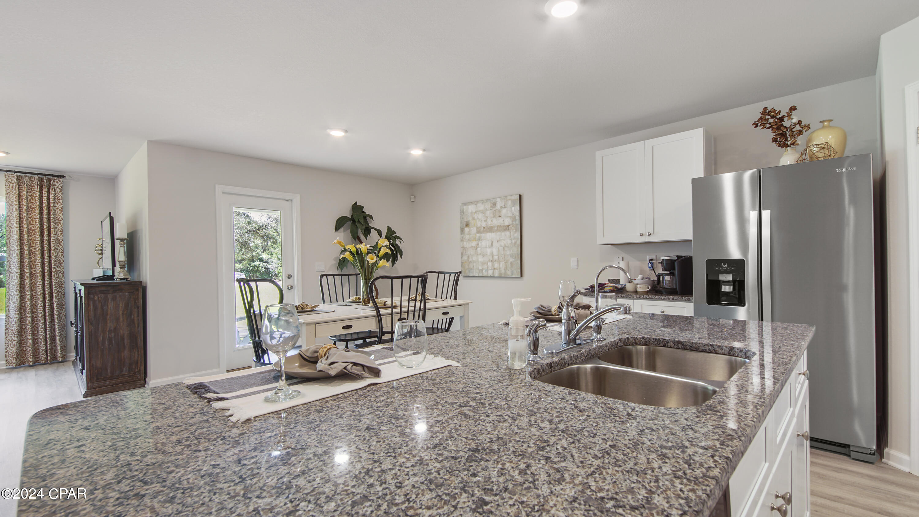 Image 6 For 4315 Country Club Boulevard