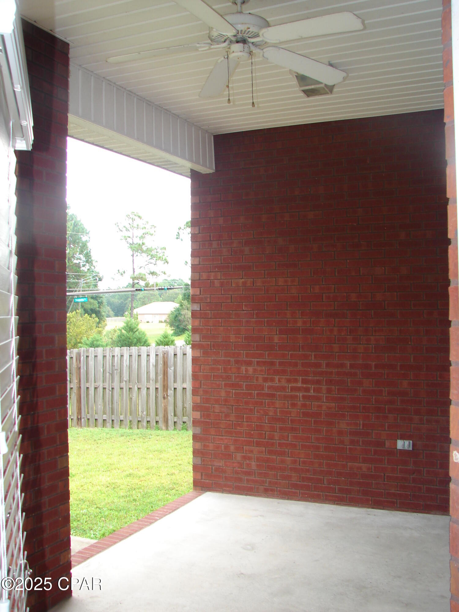 Image 13 For 3402 Hillcrest Drive