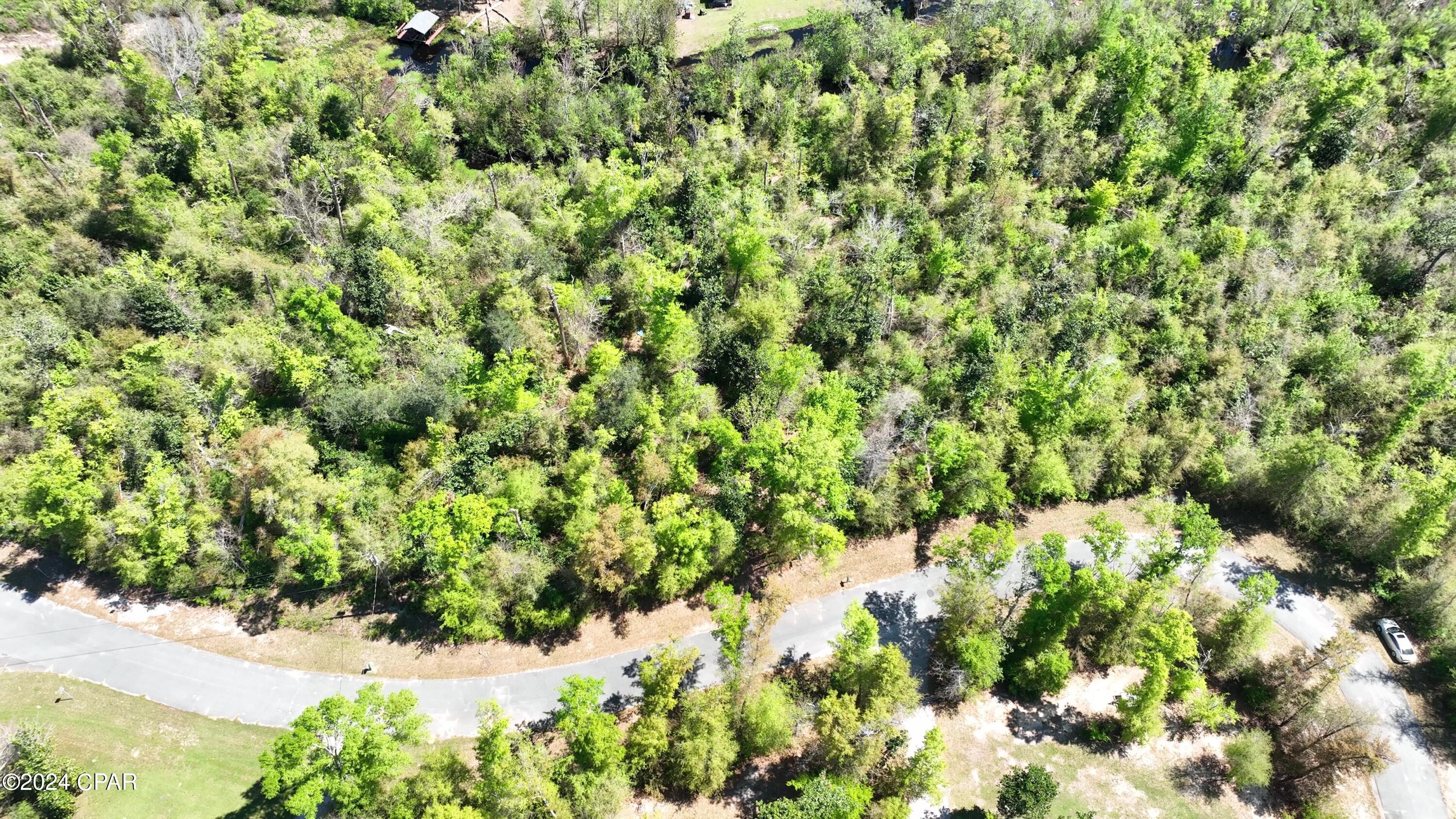 Image 4 For 35 Indian Bluff Drive