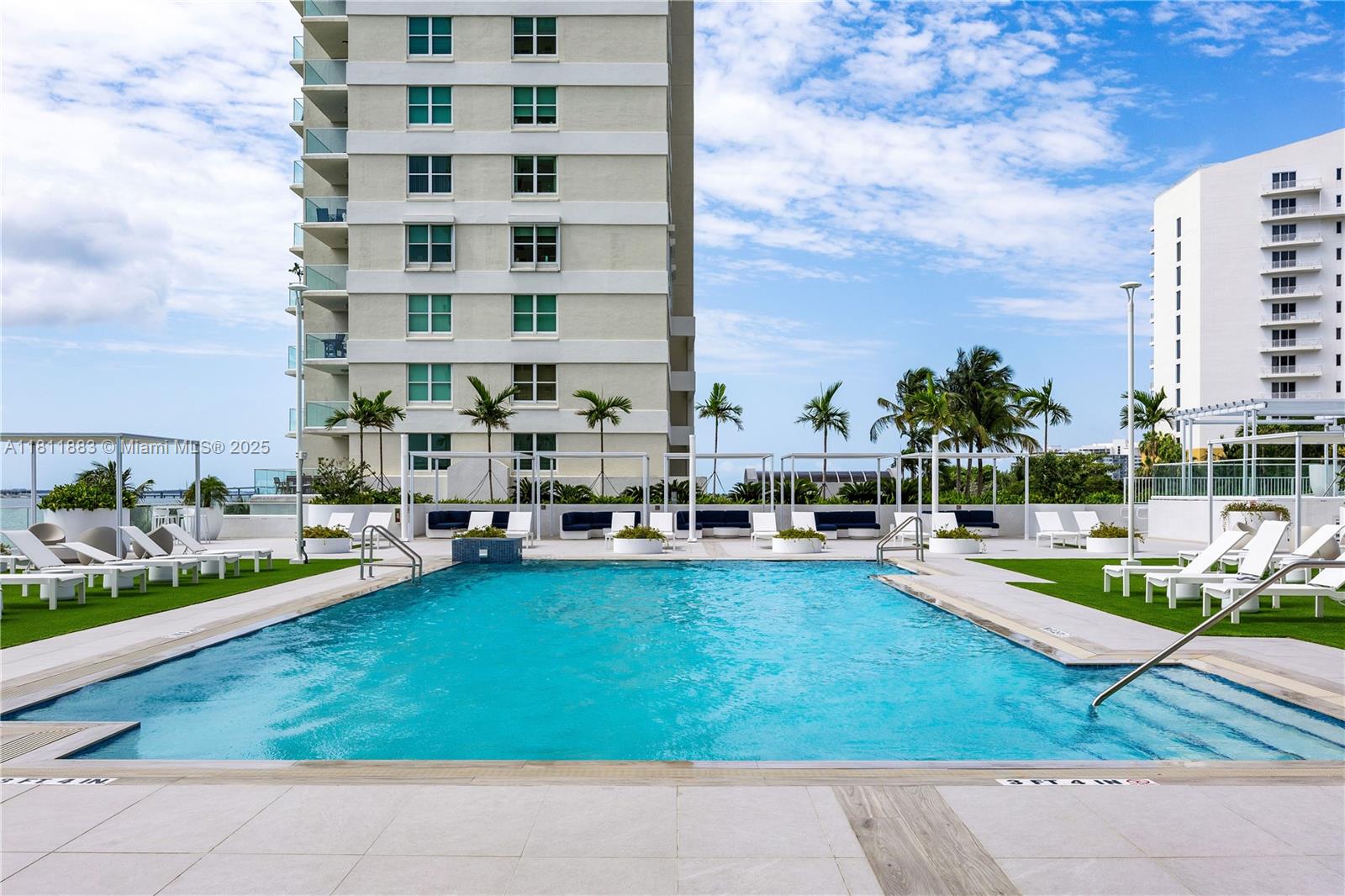 770 Claughton Island Dr #1008, Miami FL 33131