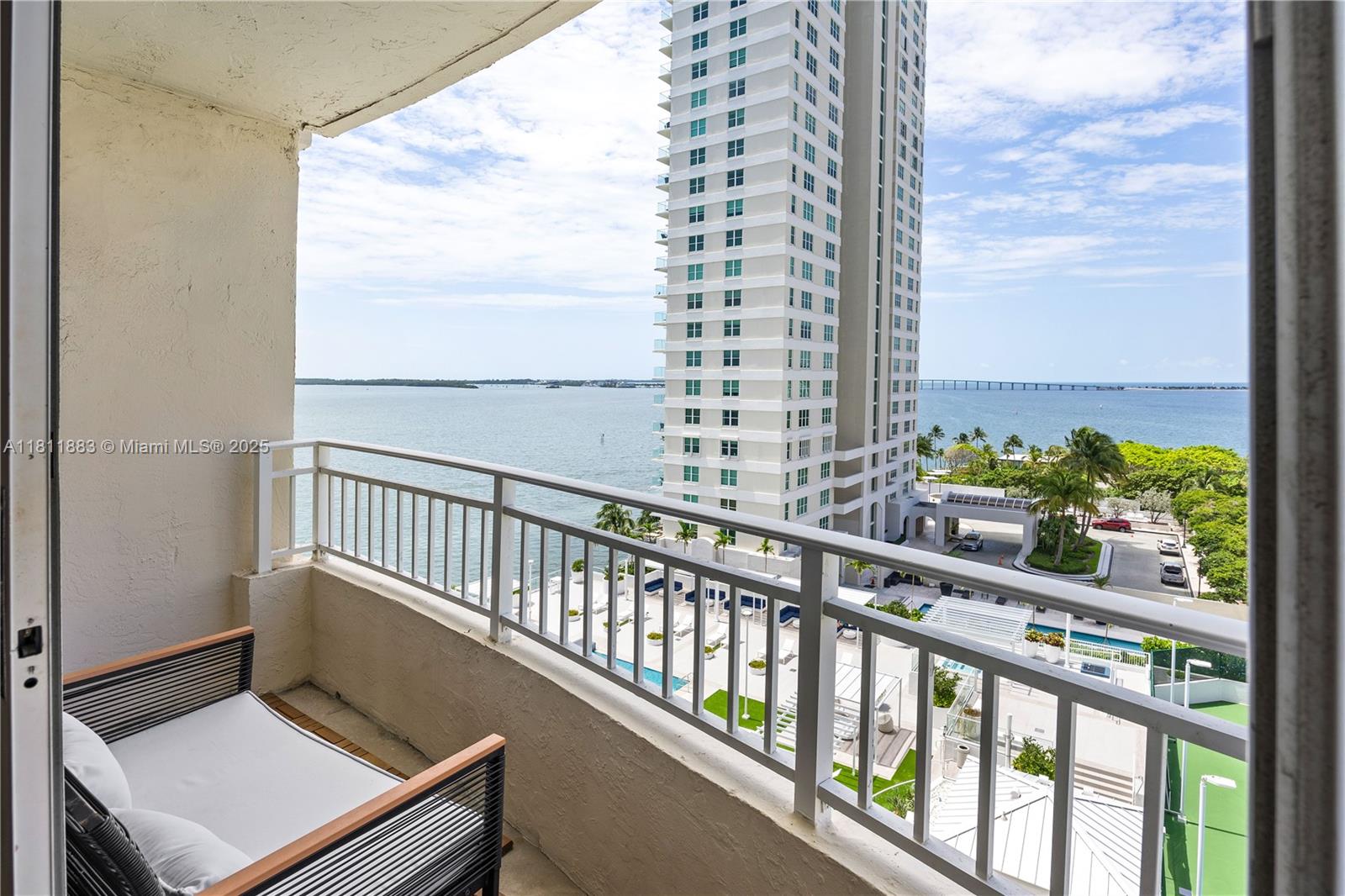 770 Claughton Island Dr #1008, Miami FL 33131
