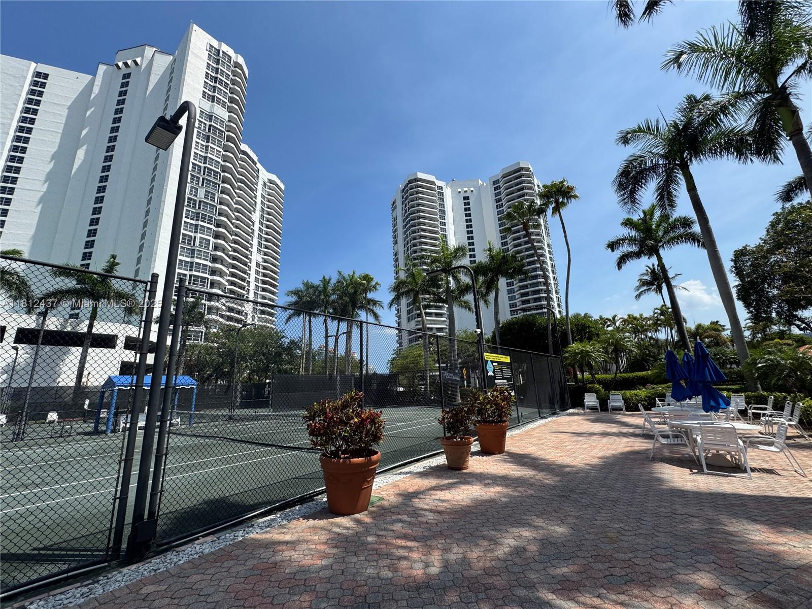 3530 Mystic Pointe Dr #601, Aventura FL 33180