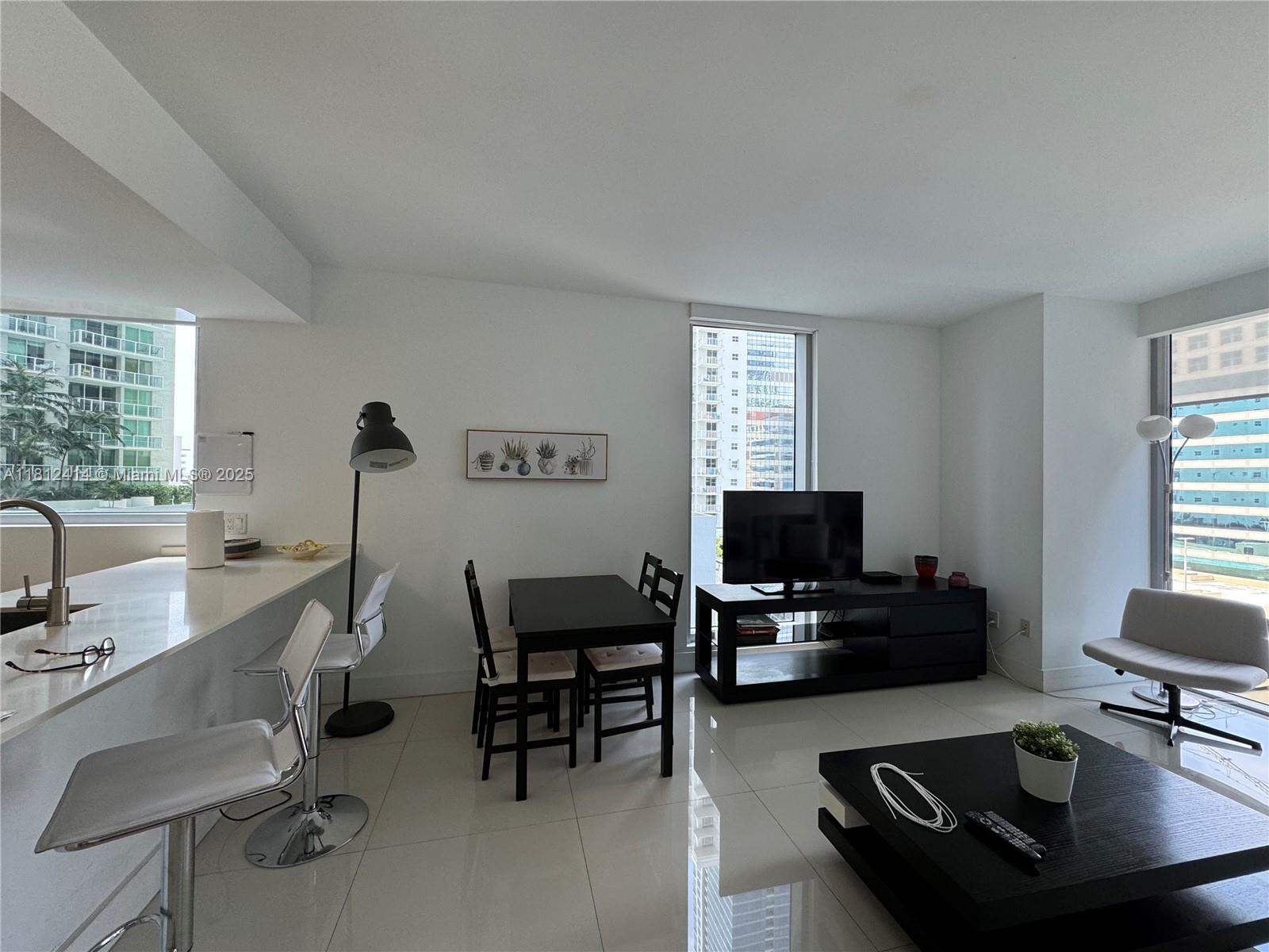 1300 Brickell Bay Dr #901, Miami FL 33131