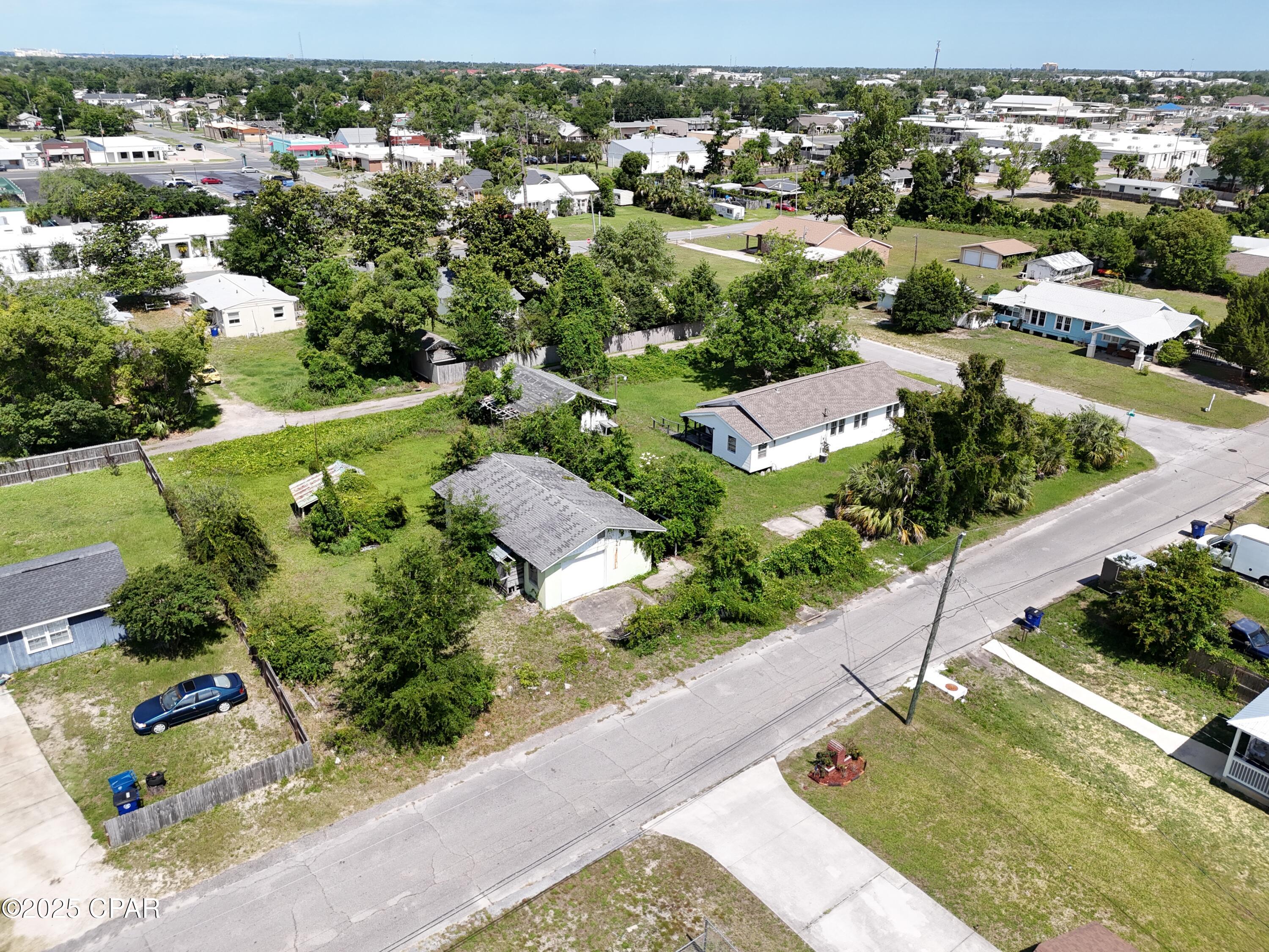 Image 2 For 224 8th Avenue
