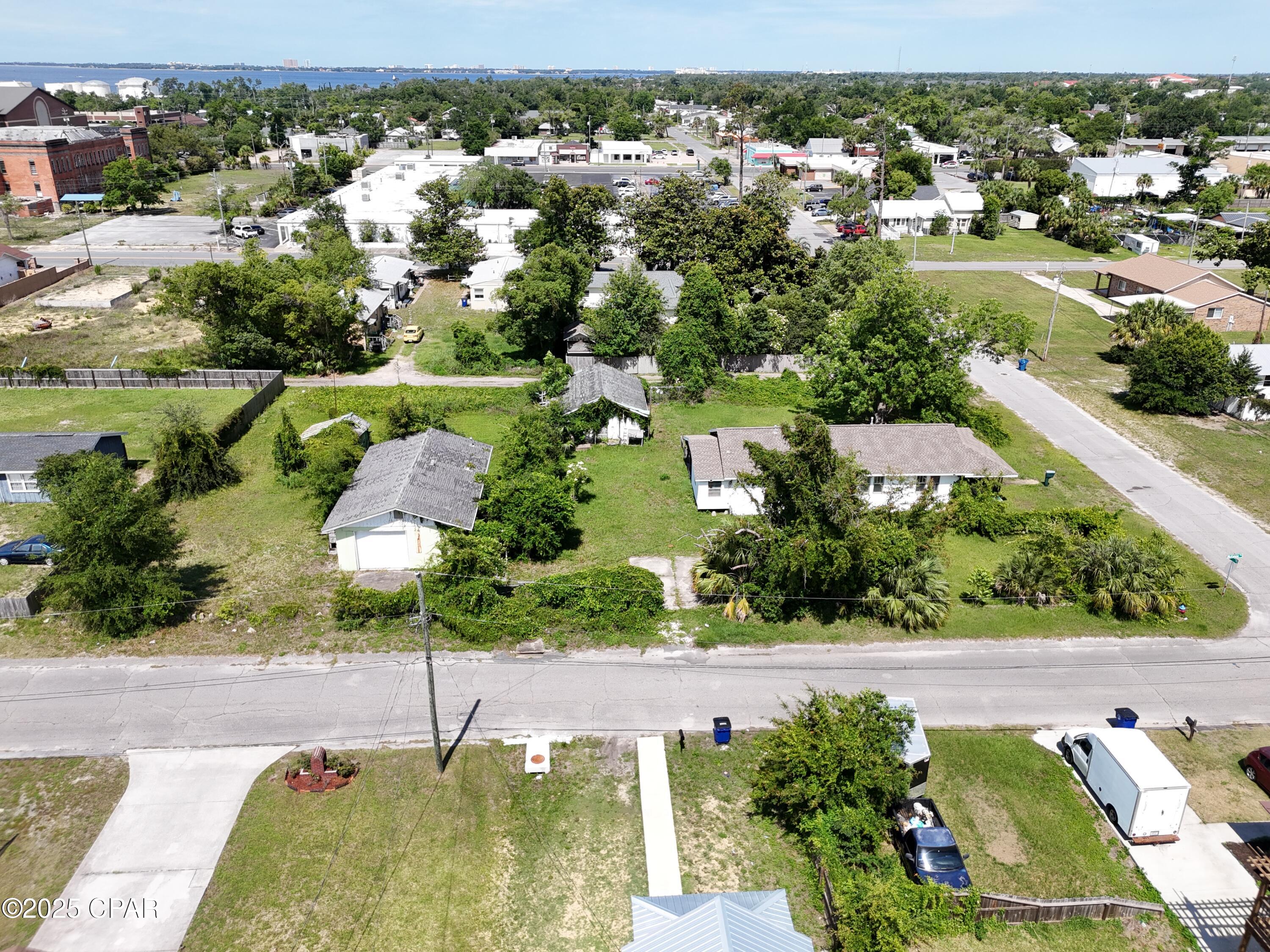 Image 3 For 224 8th Avenue