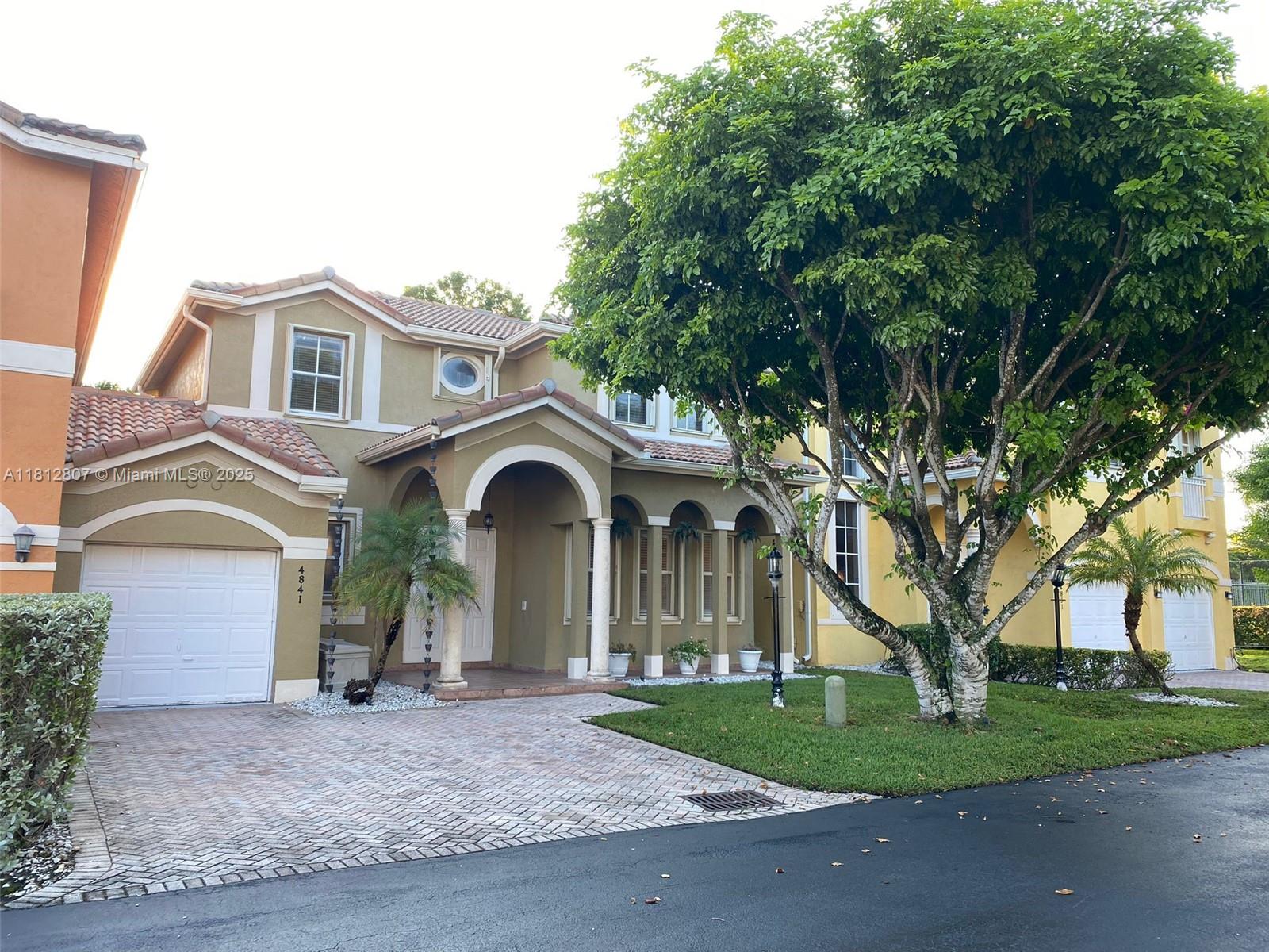 4841 107th Ct Unit , Doral, Florida 33178