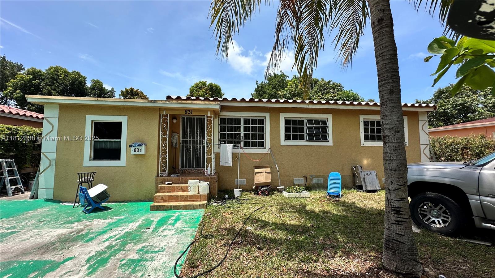 831 NE 157th Ter, North Miami Beach, Florida image 1