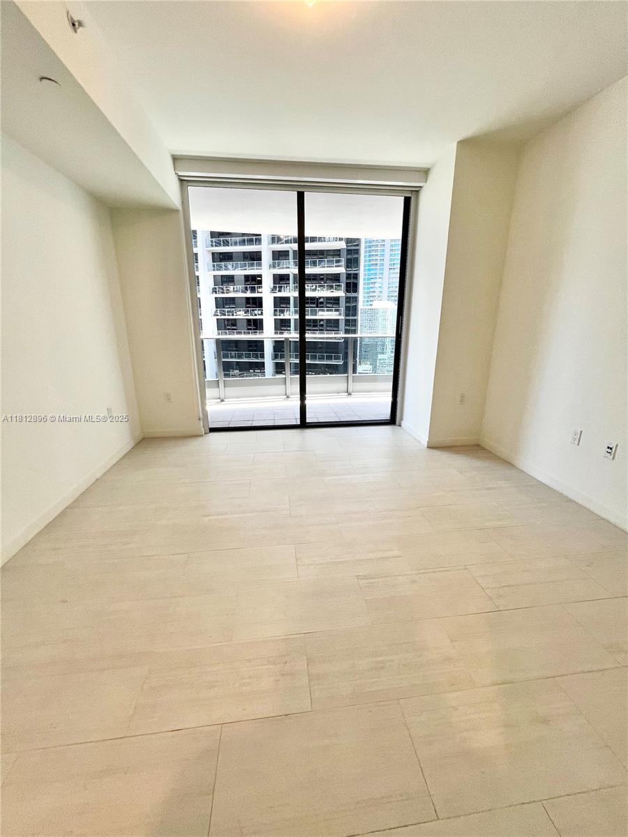 1000 Brickell Plz #2205, Miami FL 33131
