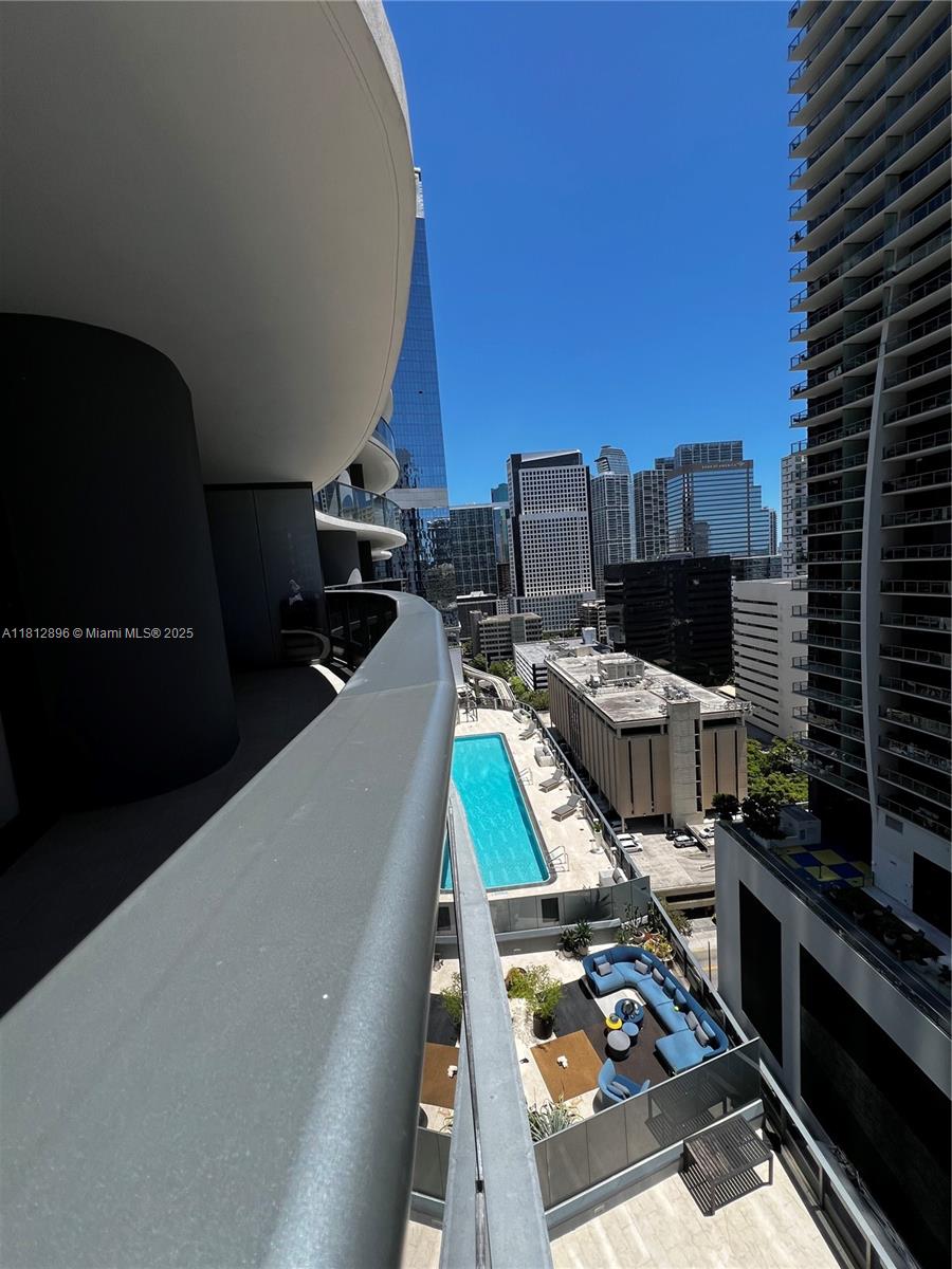1000 Brickell Plz #2205, Miami FL 33131