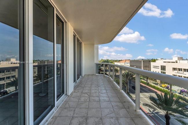 9595 Collins Ave #N5-F, Surfside FL 33154