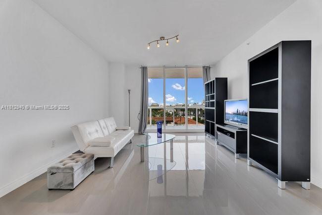 9595 Collins Ave #N5-F, Surfside FL 33154