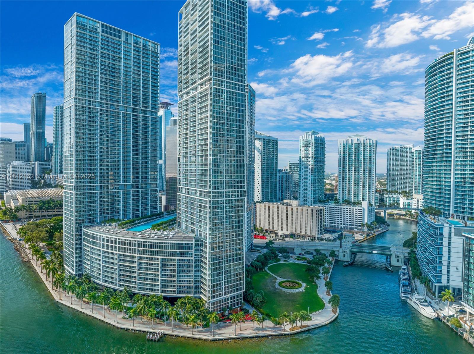 495 Brickell Ave #4609, Miami FL 33131