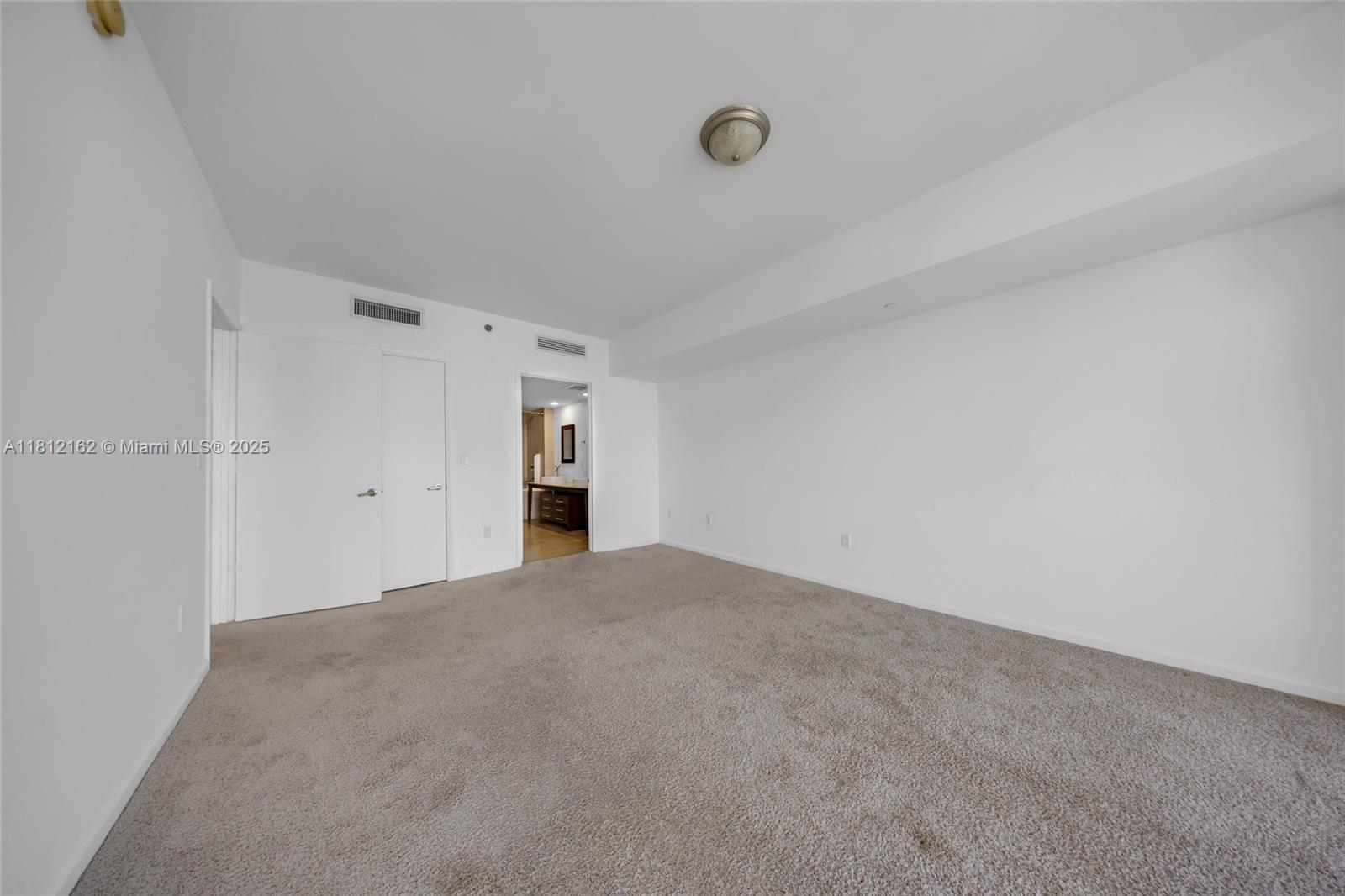 495 Brickell Ave #4609, Miami FL 33131