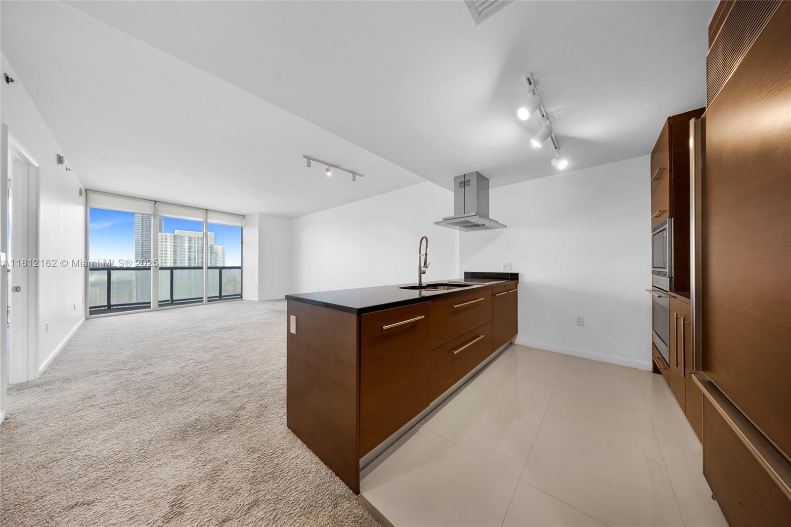 495 Brickell Ave #4609, Miami FL 33131