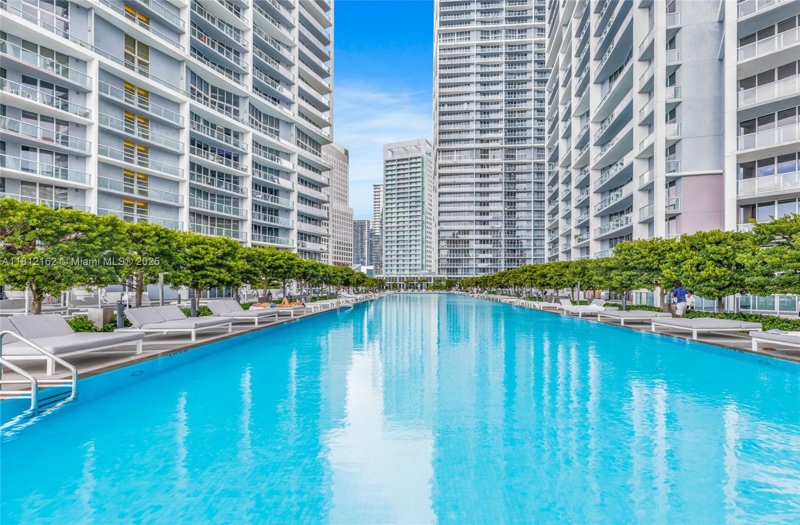 495 Brickell Ave #4609, Miami FL 33131