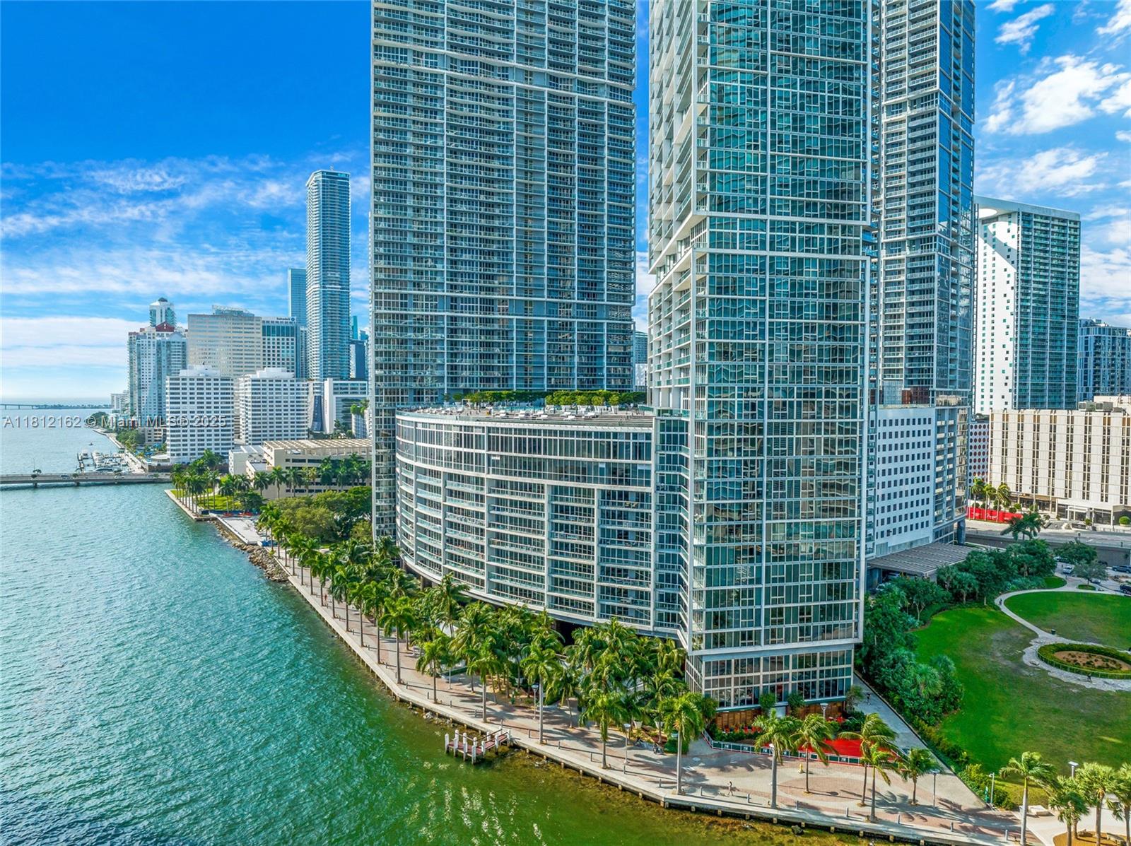 495 Brickell Ave #4609, Miami FL 33131