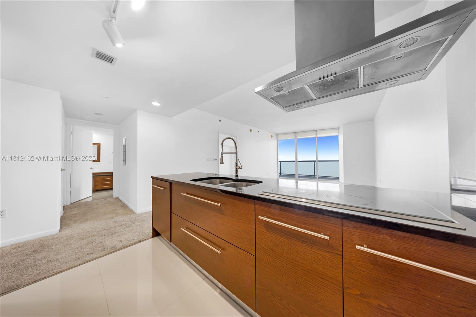495 Brickell Ave #4609, Miami FL 33131