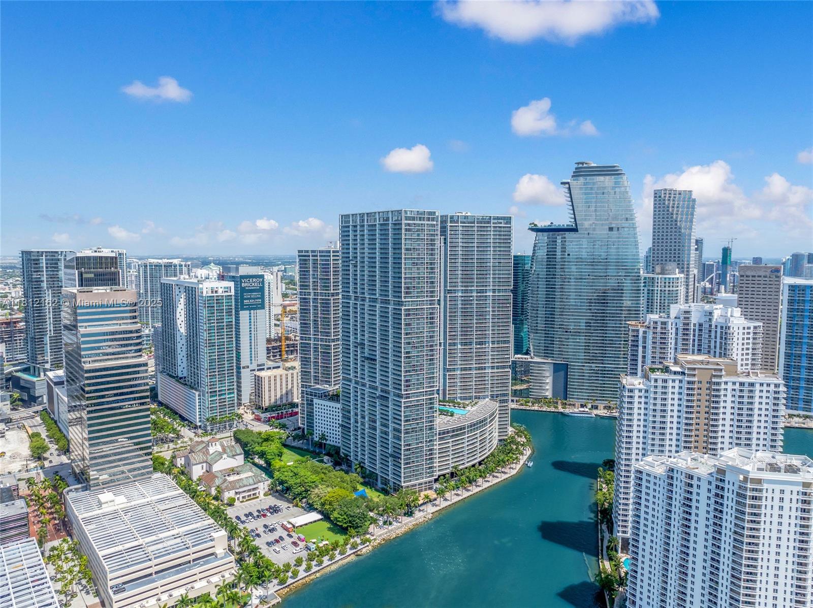 495 Brickell Ave #4609, Miami FL 33131