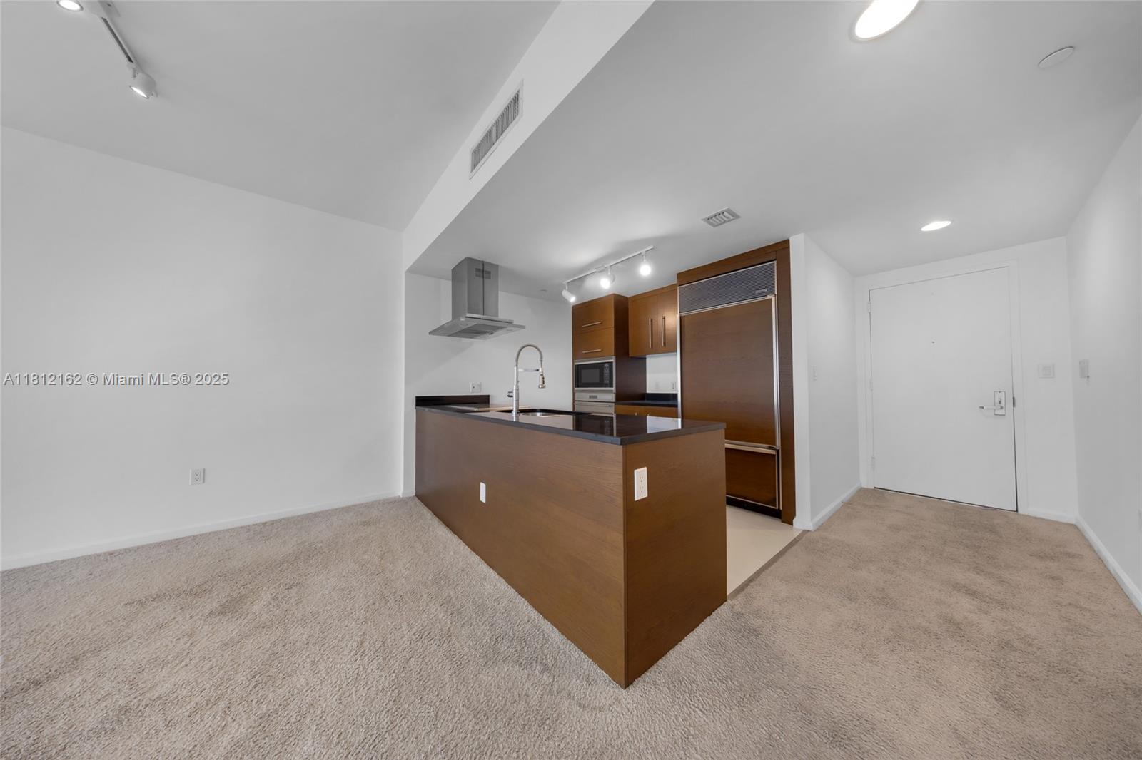495 Brickell Ave #4609, Miami FL 33131