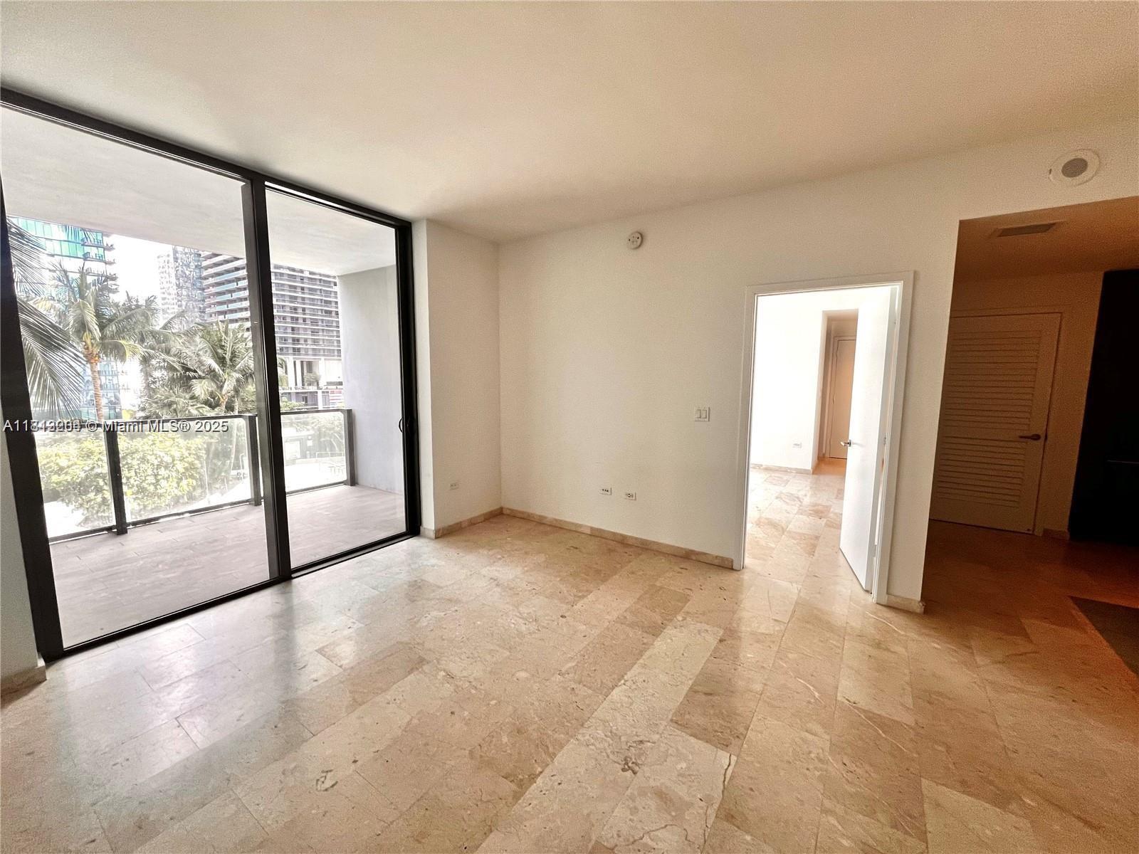 88 SW 7th St #803, Miami FL 33130