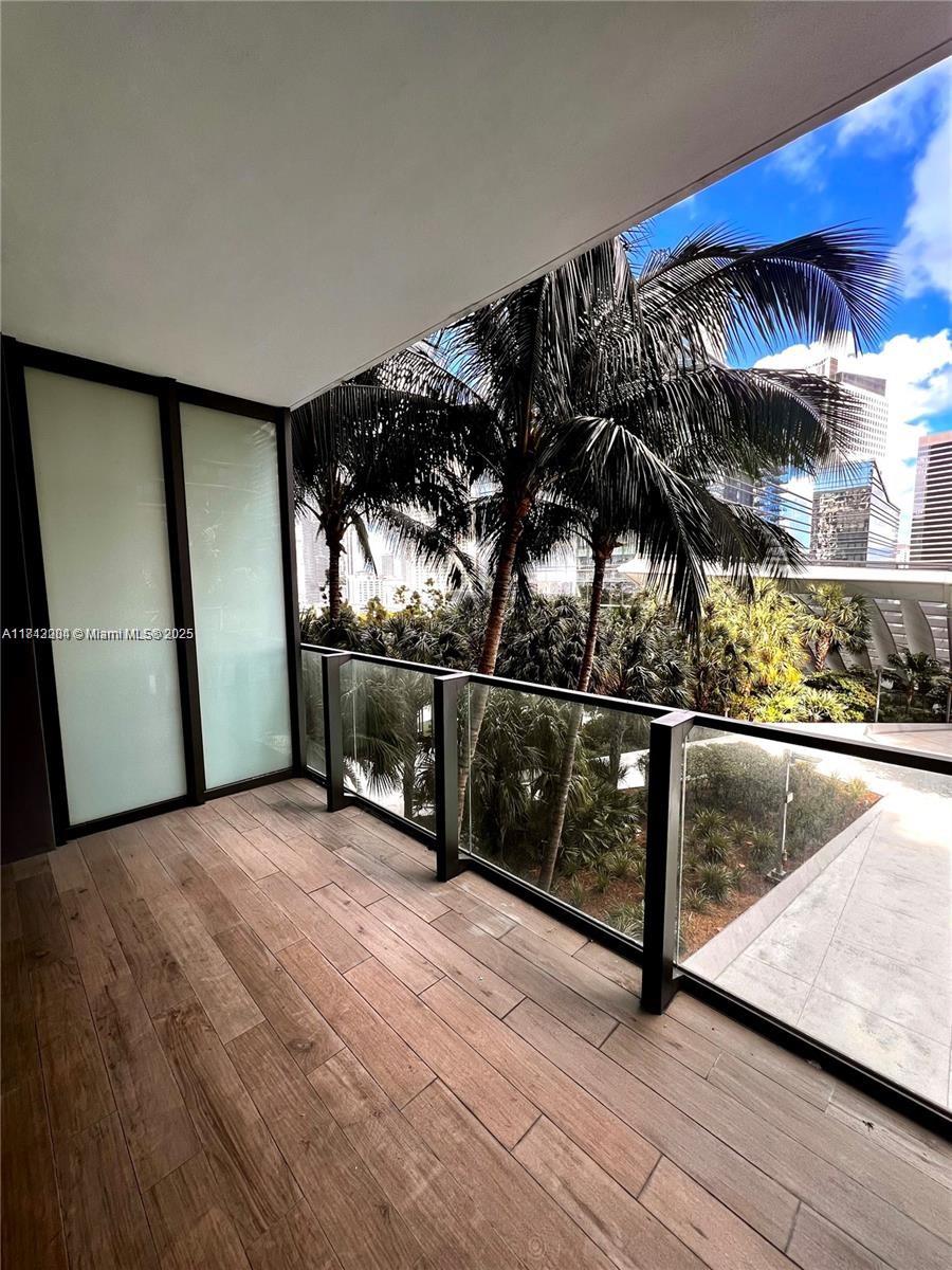 88 SW 7th St #803, Miami FL 33130