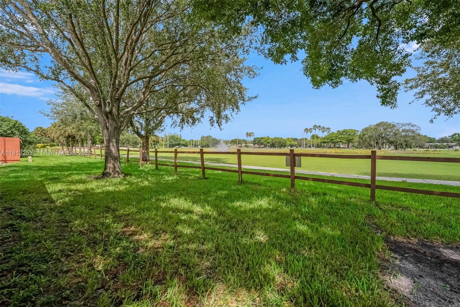 1609 Fairway Rd