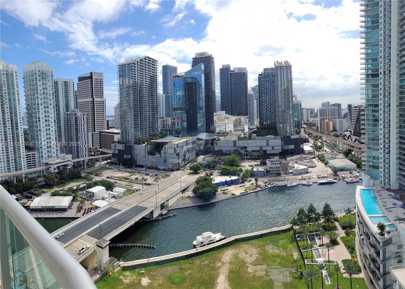 350 S Miami Ave #2714, Miami FL 33130