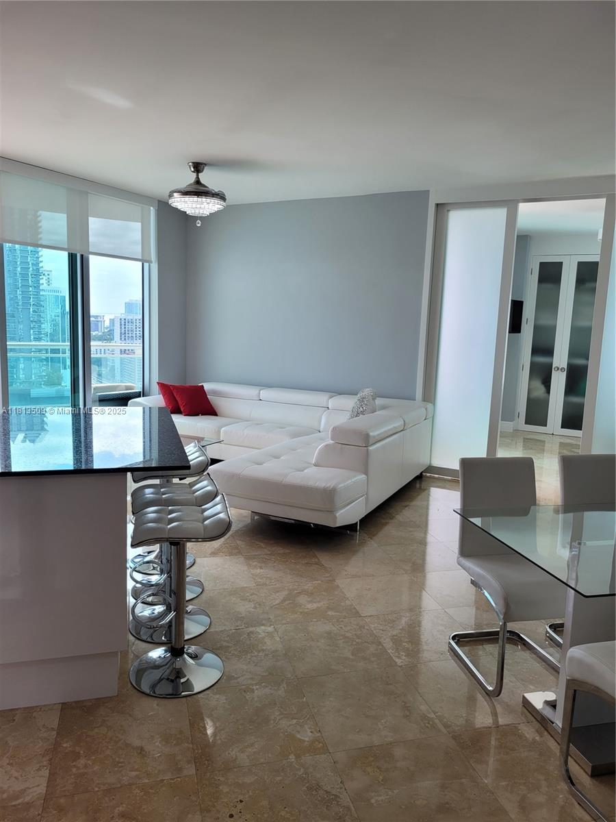 350 S Miami Ave #2714, Miami FL 33130