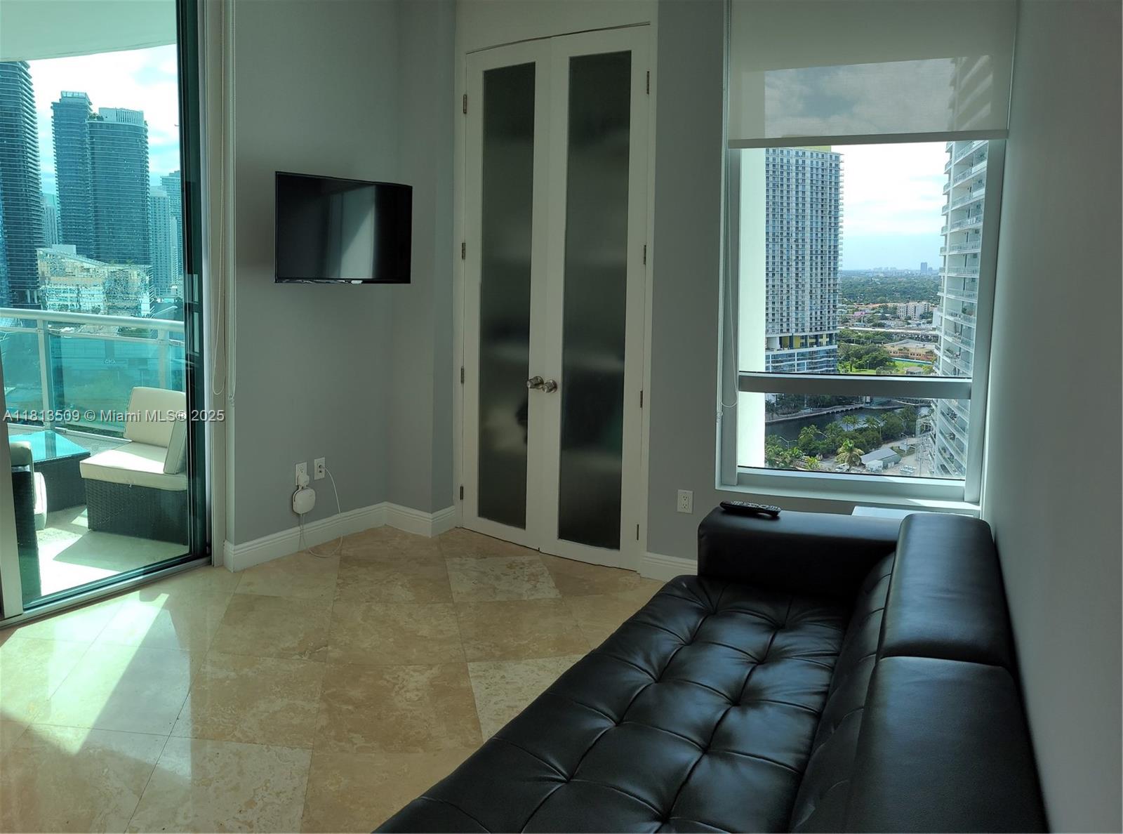 350 S Miami Ave #2714, Miami FL 33130