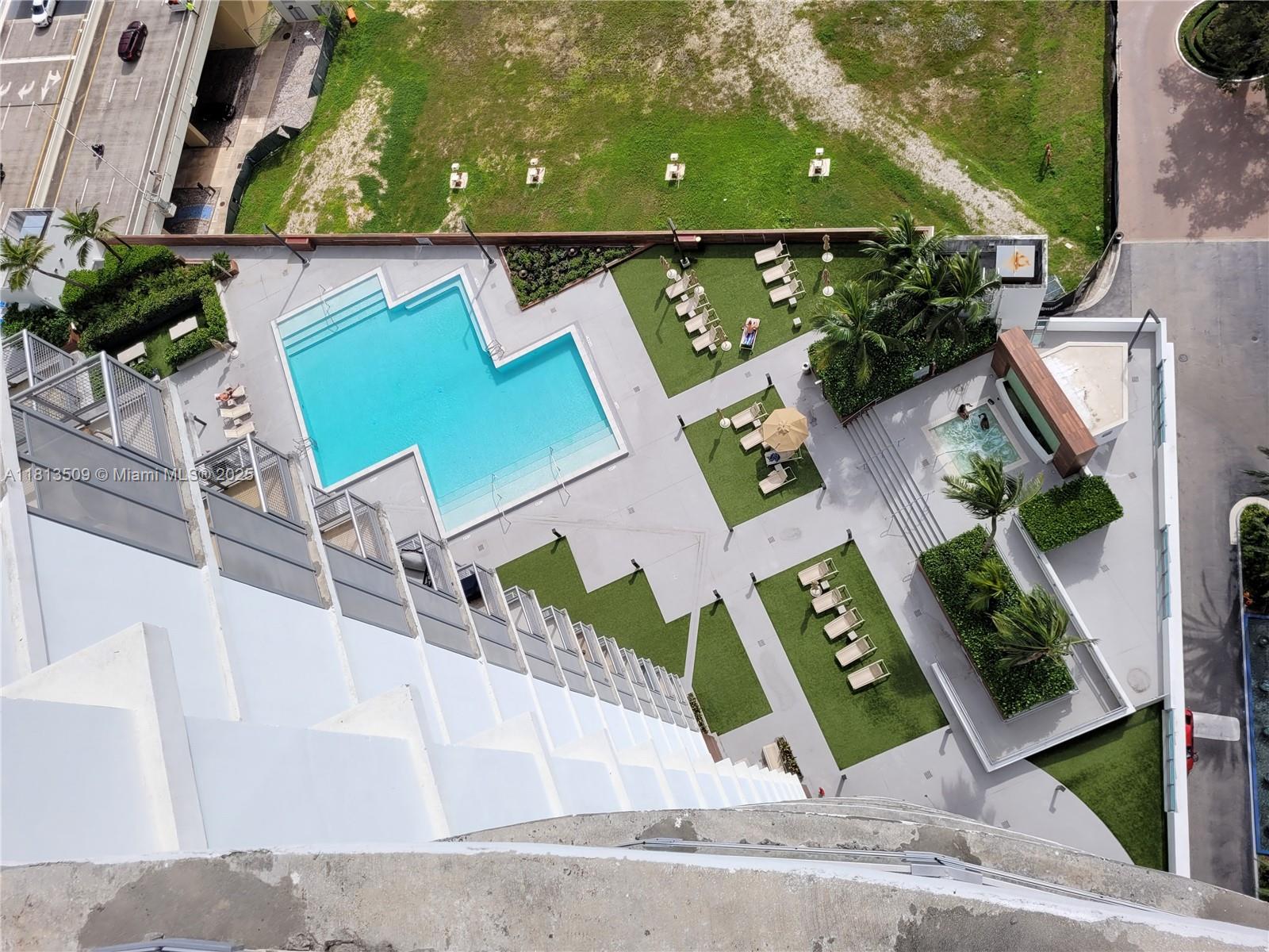 350 S Miami Ave #2714, Miami FL 33130