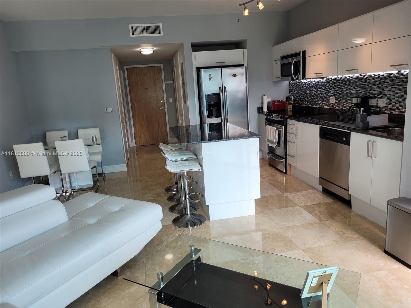 350 S Miami Ave #2714, Miami FL 33130