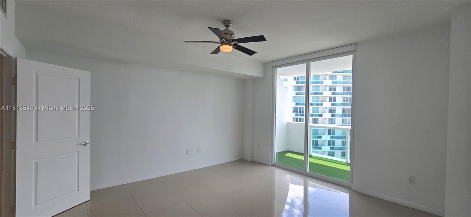 7910 Harbor Island Dr #1001, North Bay Village FL 33141