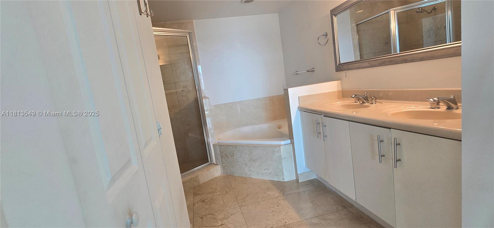 7910 Harbor Island Dr #1001, North Bay Village FL 33141