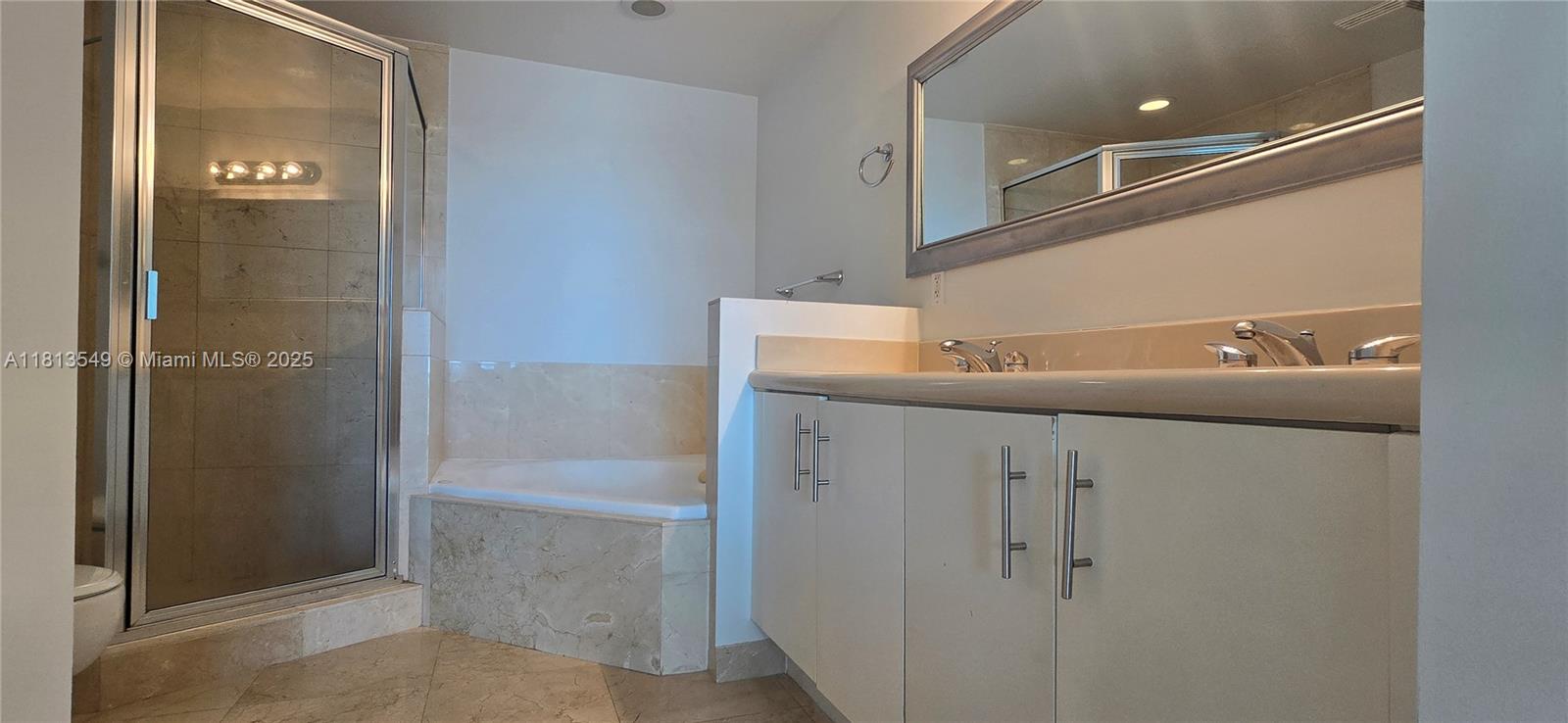 7910 Harbor Island Dr #1001, North Bay Village FL 33141