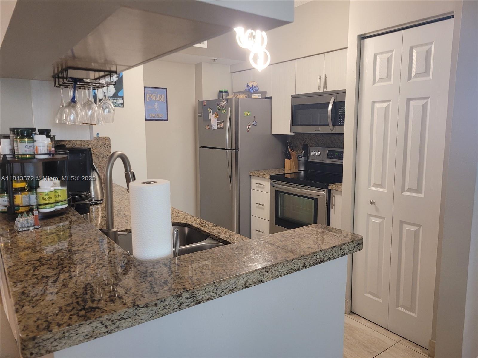 17125 N Bay Rd #3204, Sunny Isles Beach, Florida image 9