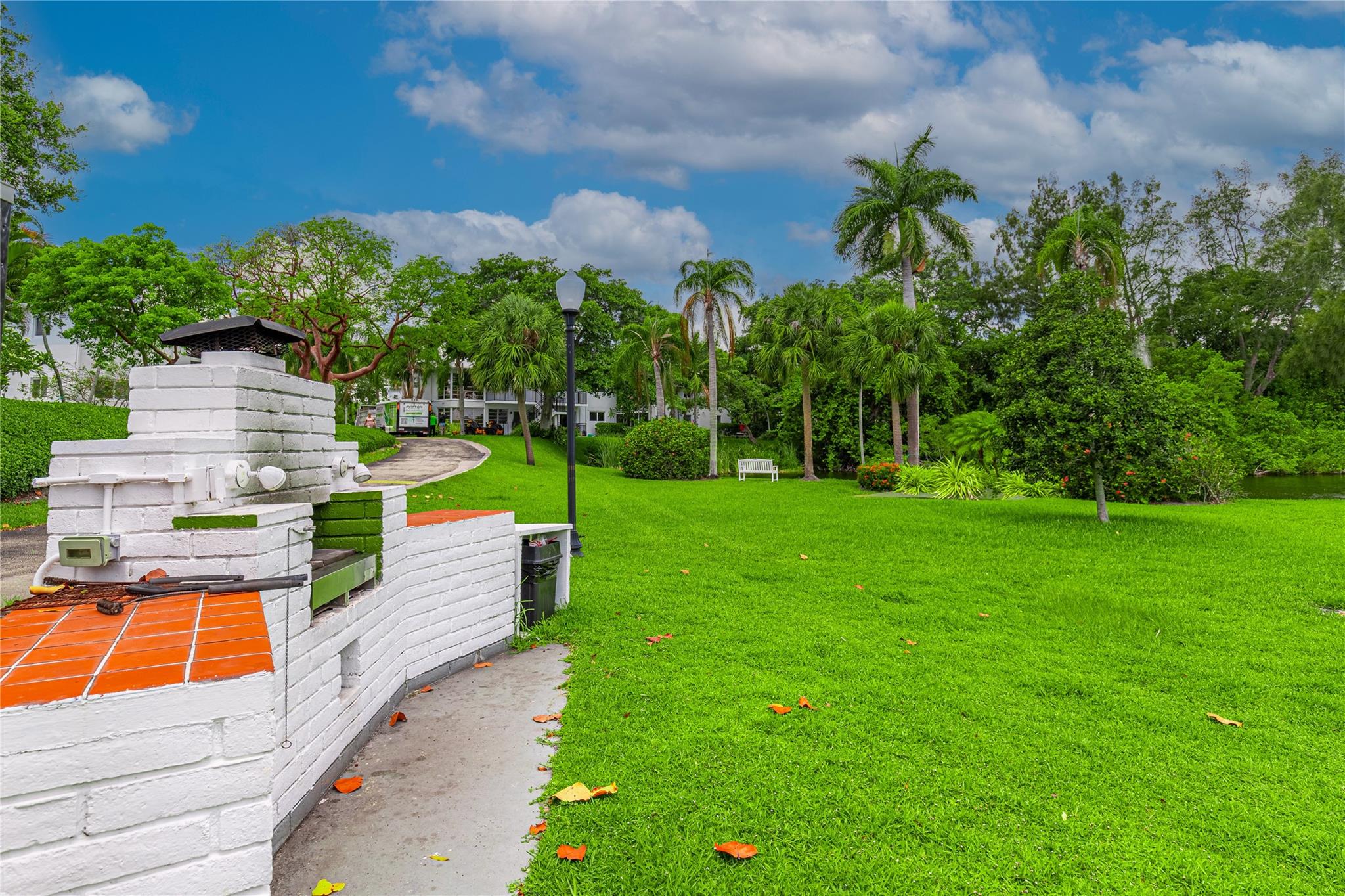Photo 18 of home located at 1005 SE 15th St 5D, Fort Lauderdale FL