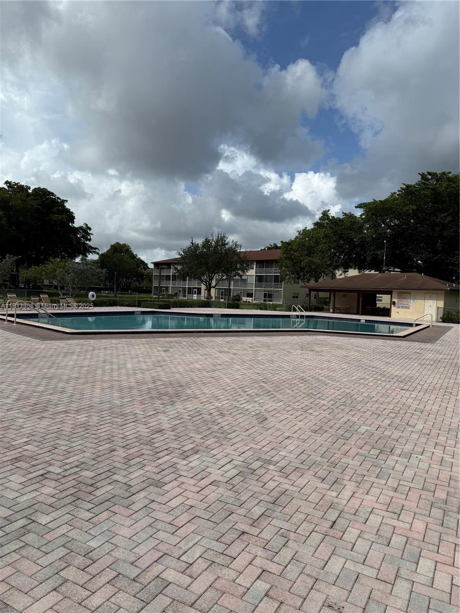 13300 SW 1st St 109O