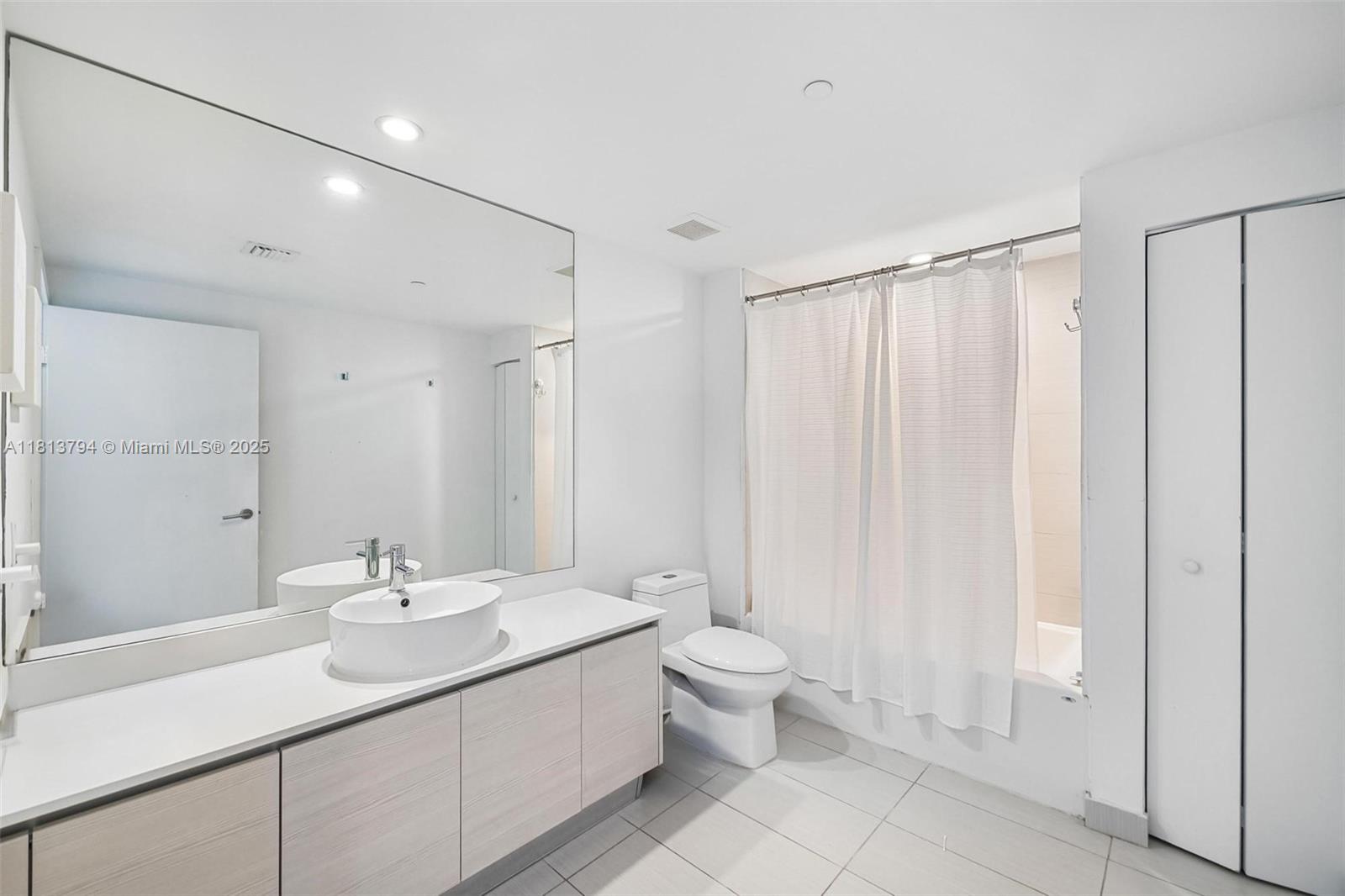 4250 Biscayne Blvd #1605, Miami FL 33137
