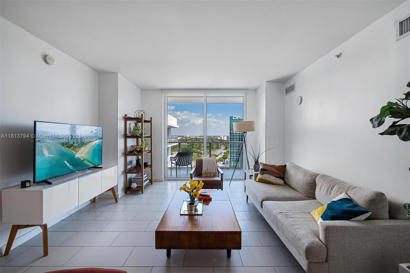 4250 Biscayne Blvd #1605, Miami FL 33137