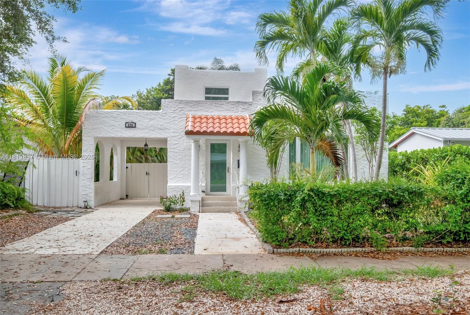 276 NE 90th St, El Portal, Florida image 2