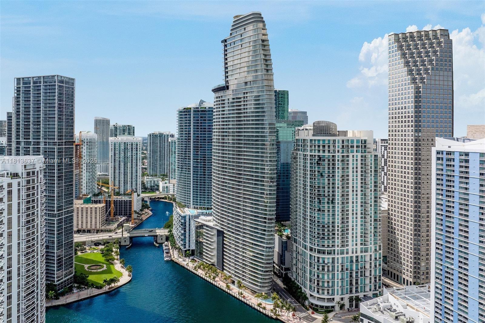 Condo for Sale in Miami, FL
